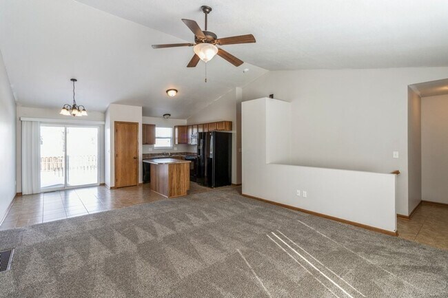 Photo - GREAT FLOORPLAN!! 4 Bed, 3 Bath Home in Northwest Ankeny