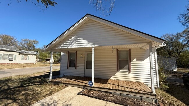 Photo - 1229 N Center Ave