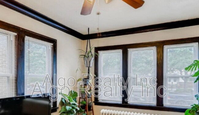 Photo - 3548 Portland Ave S