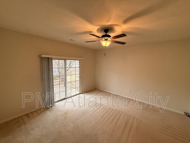 Photo - 3179 Mill Springs Cir NE