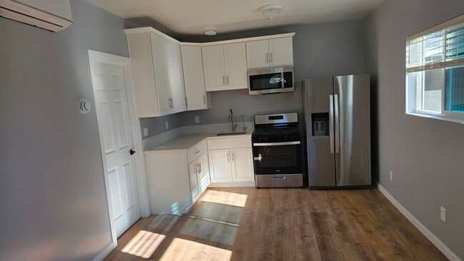 Photo - 728 Norbert Dr Unidad 2