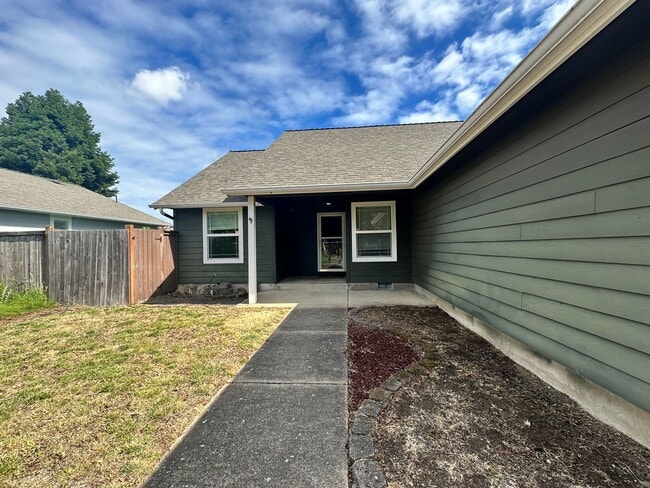 Building Photo - new carpet installed, 600sqft bonus room with large RV/Boat parking space