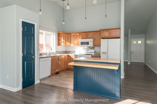 Photo - Light & Bright Single Level Home!