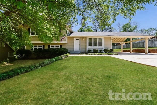 Building Photo - 103 Valley Rd