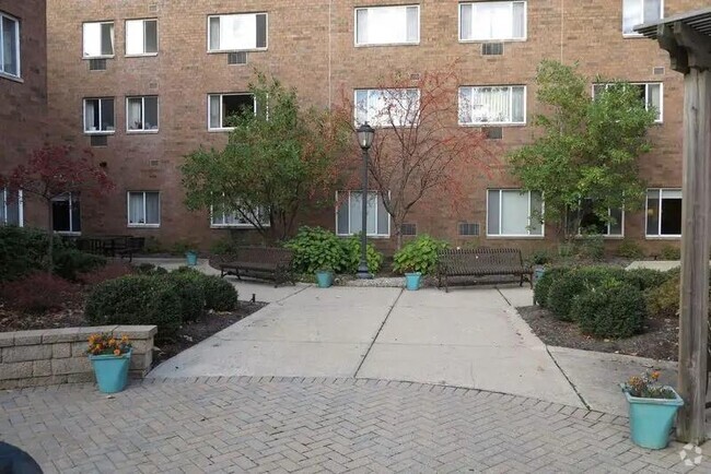 Building Photo - 3100 Devonshire Rd Rental