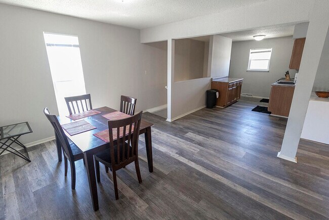 Photo - 201 Wheaton Ct