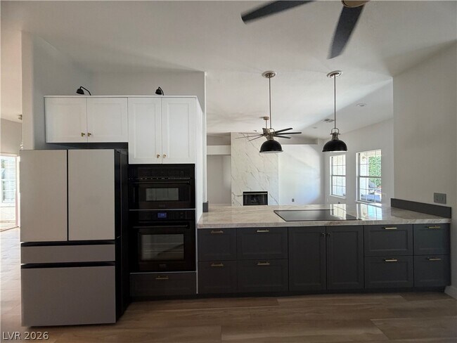 Photo - 5004 Elm Grove Dr