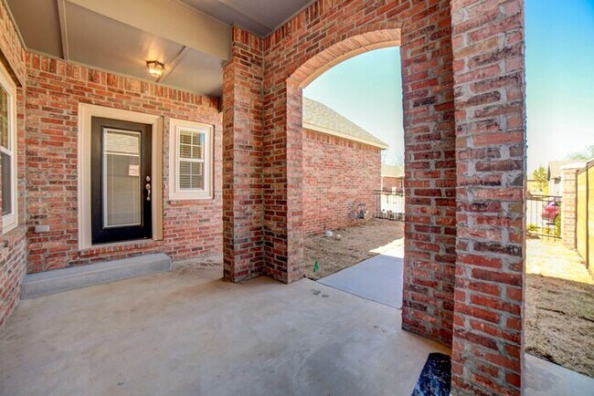Photo - 3/2/2 Patio Home! Brand New Luxury Constru...