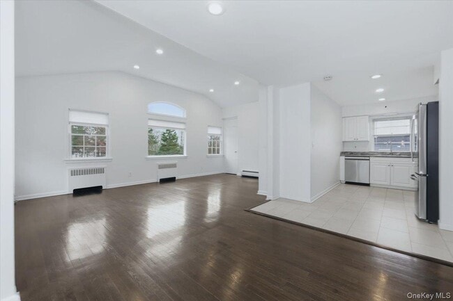 Photo - 98 Nassau Rd Unidad 2