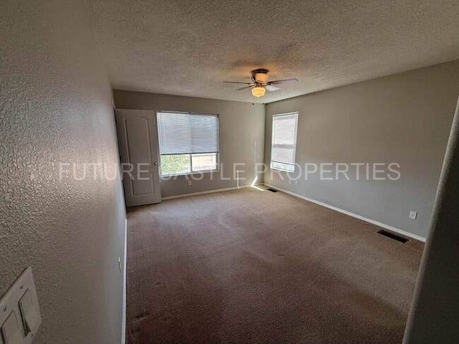 Photo - 11108 Fiesta Park St NW