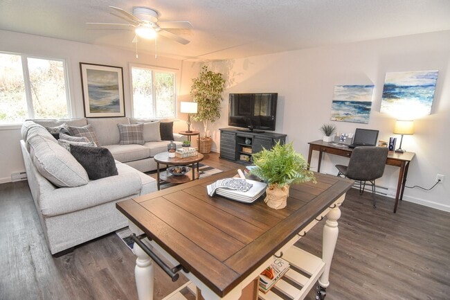 Photo - 3 bedroom single story townhome for rent.