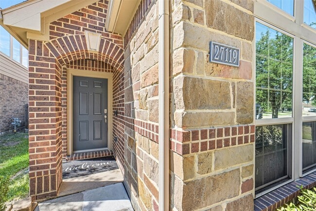 Photo - 27119 Postwood Manor Ct