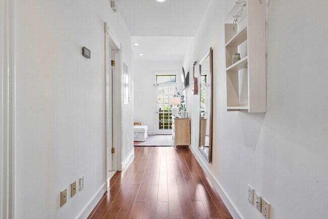 Photo - Kalorama Apartment – Renovated One-Bedroom with Private Balcony