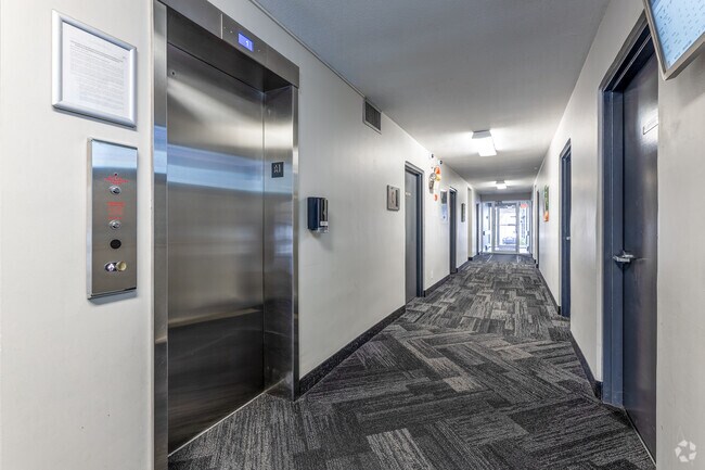 Hall d'entrée - Perry Manor Residences