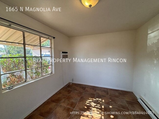 Photo - 1665 N Magnolia Ave
