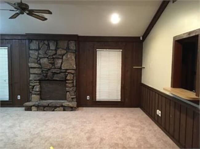 Building Photo - Charming 3-Bedroom Home in Cordova-Comfort...