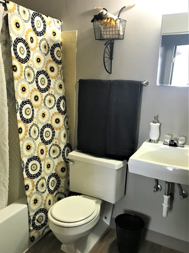 Photo - Spencer Towers