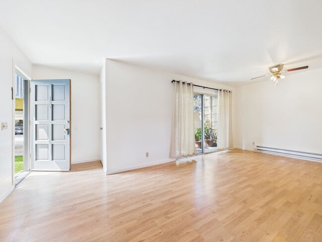 Photo - 3162 Eucalyptus St Unit 12