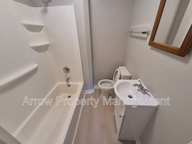 Photo - 2727 P St Unit 3