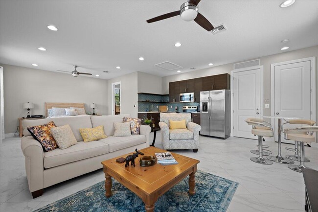 Photo - 5013 Grandiflora Rd