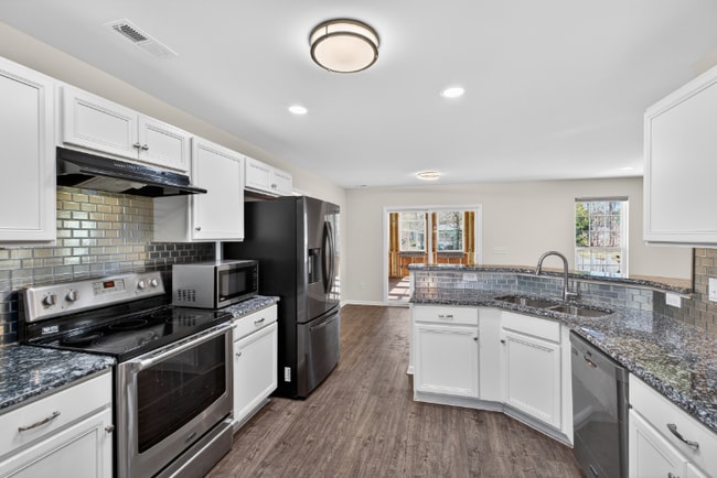 Photo - 106 Barbee Rd