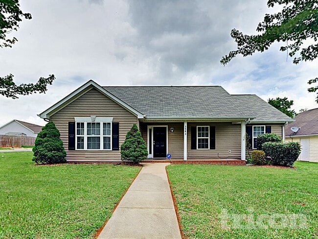 Building Photo - 3543 Arvin Dr