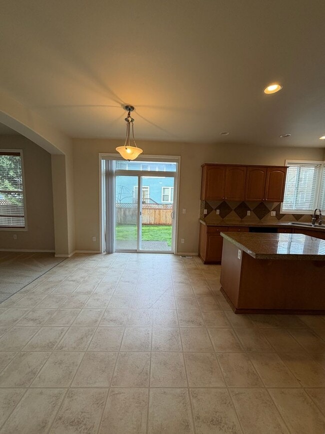 Photo - 7125 Axis St SE