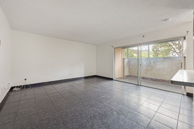 Photo - 5462 Adobe Falls Rd Unidad 8