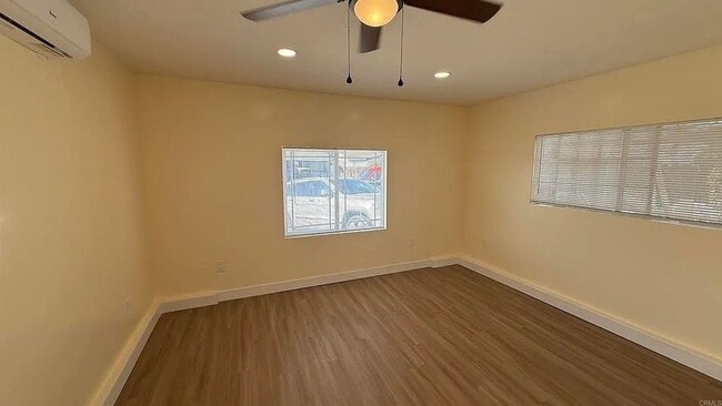 Building Photo - 2624 Caulfield Dr