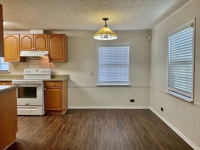 Photo - Spacious updated 3 bedroom, 2 bathroom hom...