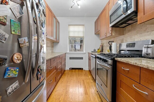 Photo - 1496 Beacon St Unit 6