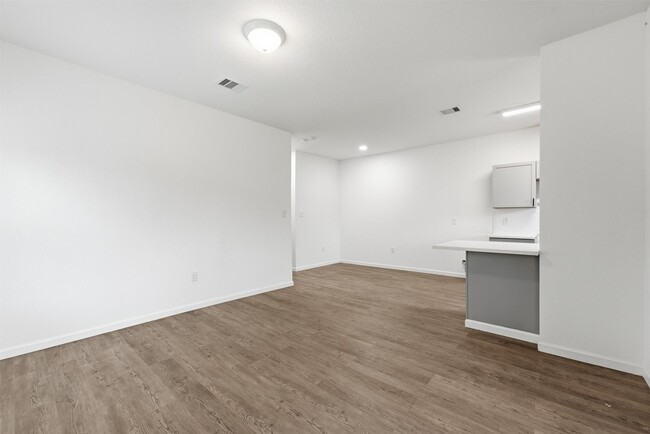 Photo - 319 N Carolina St