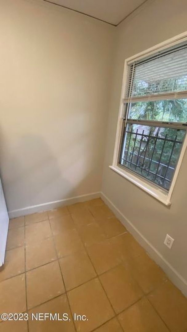 Photo - Garage apartment with large patio!!
