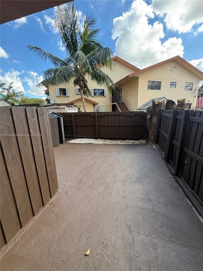Photo - 5425 W 24th Ave Unidad 16