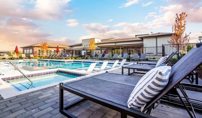 Photo - Apex at Perry Crossing