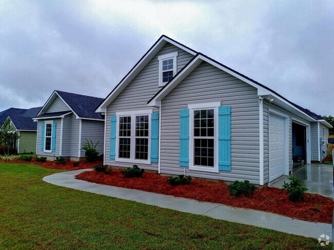 Building Photo - Luxurious Rental Home Minutes from Moody A...