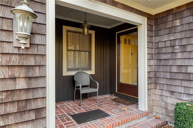 Photo - 138 Carroll Ave