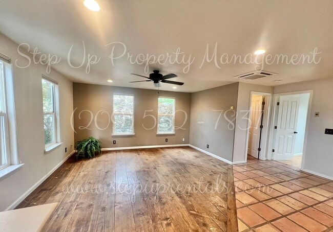 Photo - 816 Oneida St