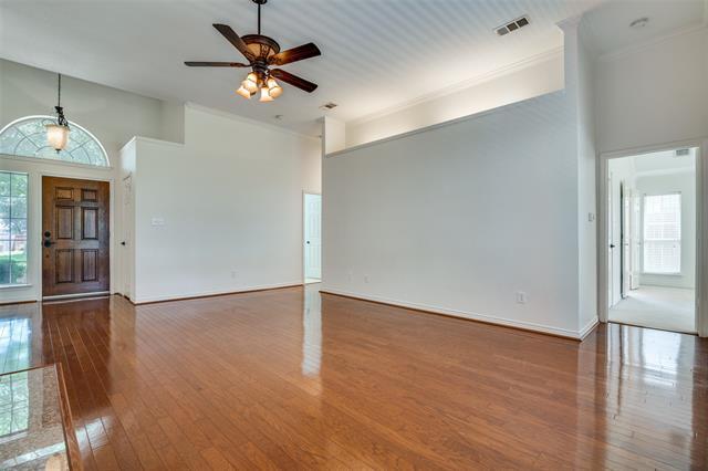 Photo - 313 Bricknell Dr
