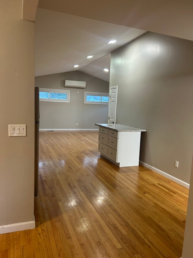 Photo - 19 Church Ln Unit A