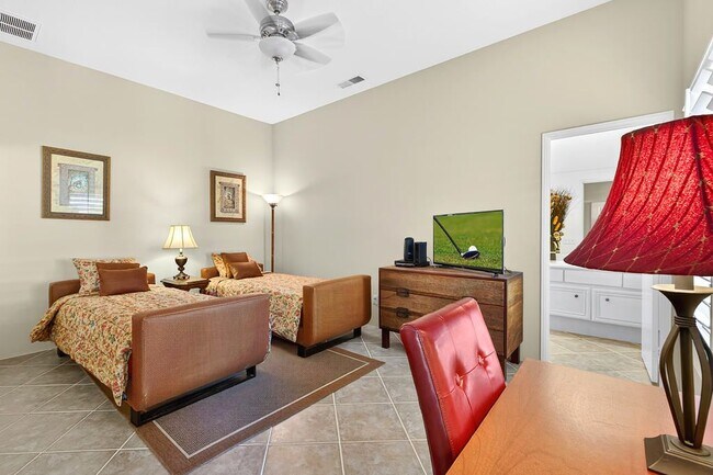 Photo - 83 N Kavenish Dr