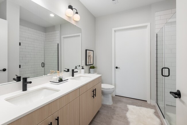 The Flats Model En Suite Bathroom