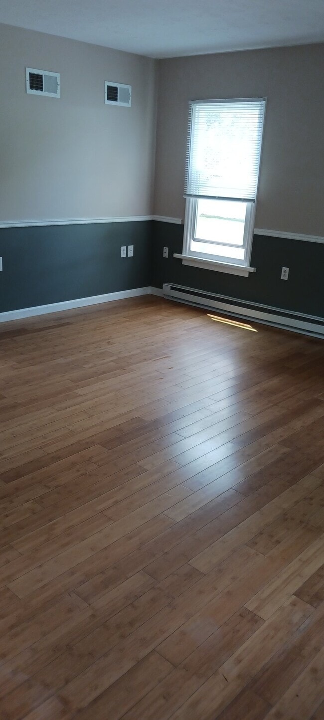 Photo - 40 Linoak Rd