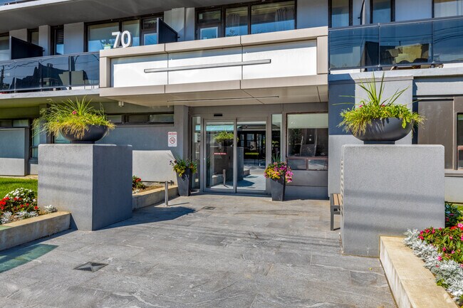 Entrance - 70 Spadina