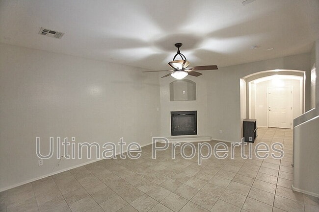 Photo - 18162 W Elm St