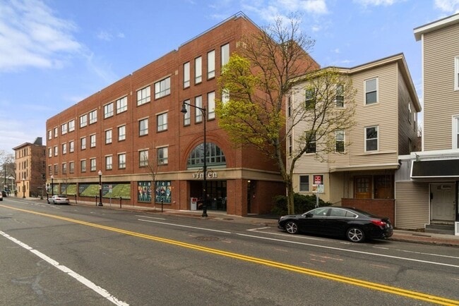 Photo - 962 Cambridge St Unit #2