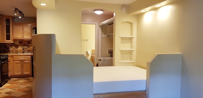 Photo - 655 E Campus Rd Unidad 13