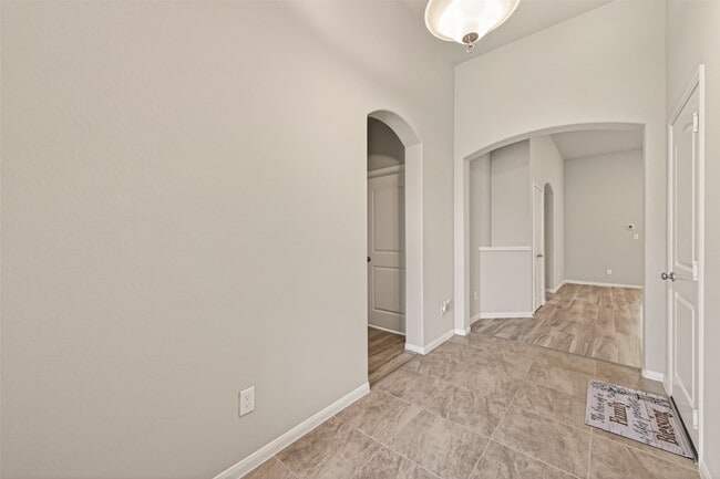 Photo - 20427 Alpine Meadow Pl