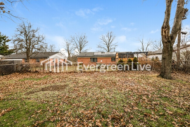 Photo - 5679 Tall Oaks Dr