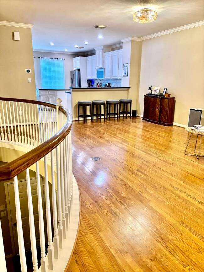 Photo - 1310 W Webster St